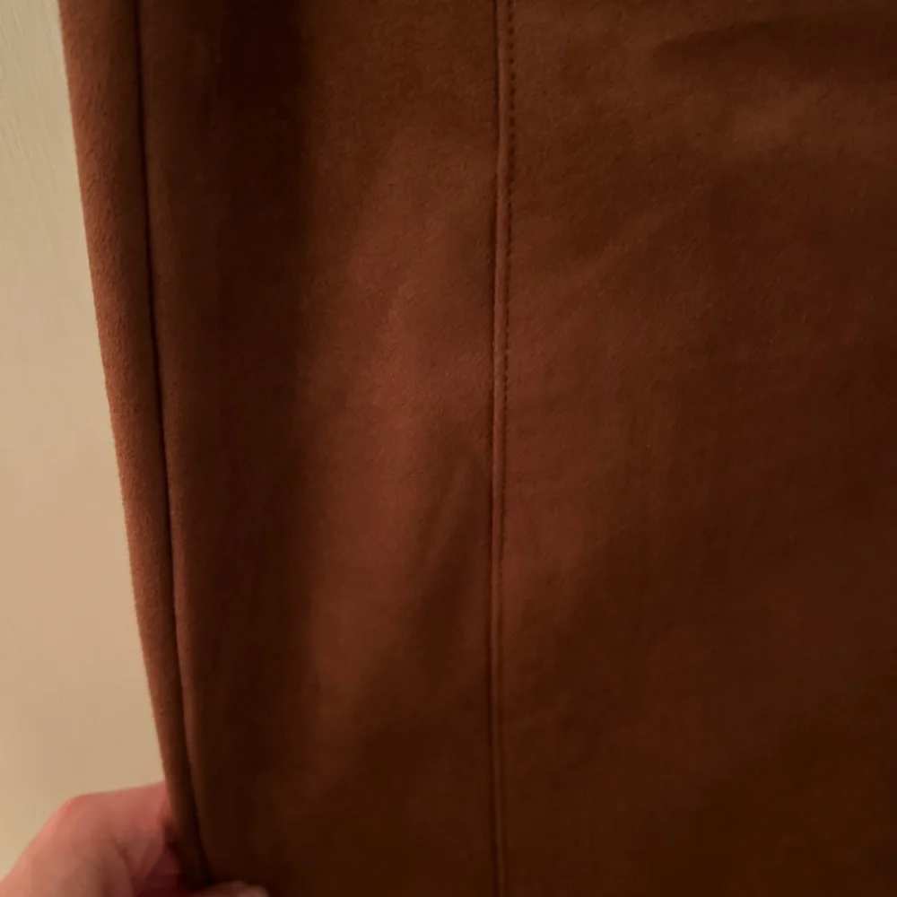 Suede Anthropologie midi skirt - Picture 4 of 4